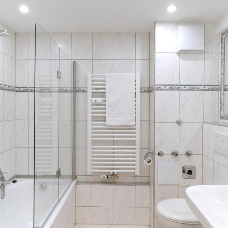 FEWO Mona - Apartment mit Balkon - 16