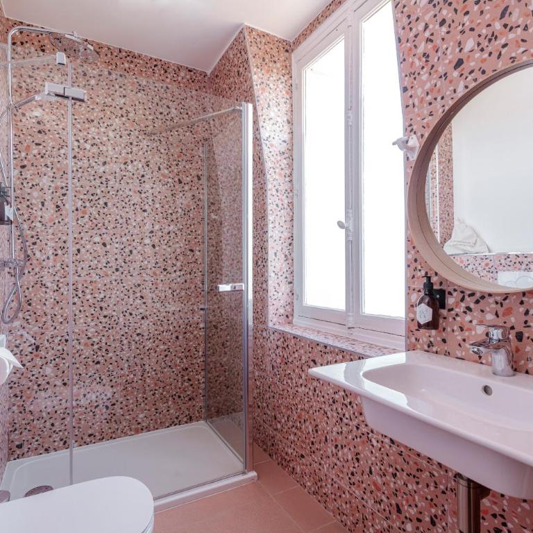 Frenchdoor Tours Corneille - Chambre Double ou Lits Jumeaux - 3