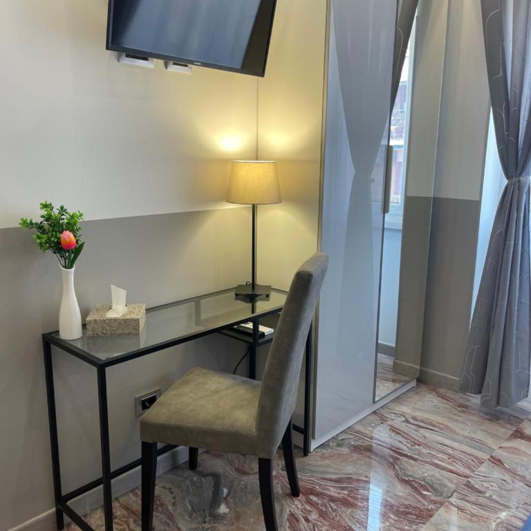 Henry Suite - Appartamento con Balcone - 2