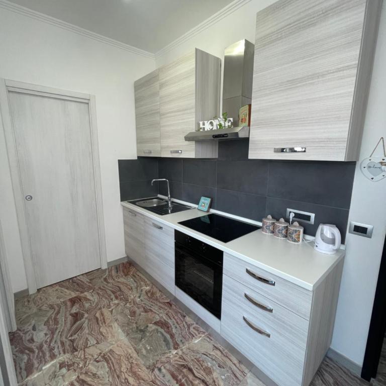 Henry Suite - Appartamento con Balcone - 4