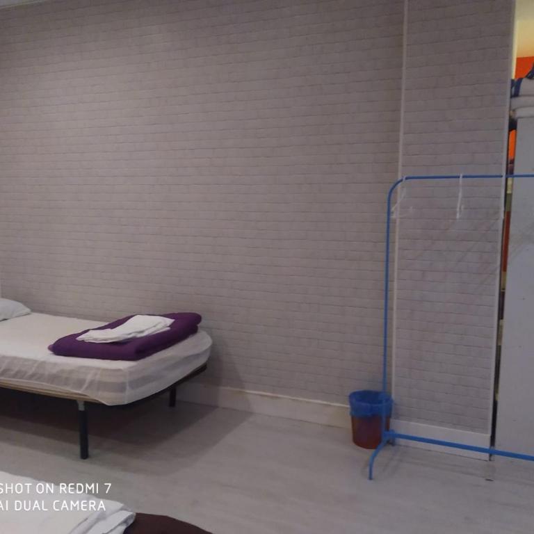Granada Old Town Hostel - Single Bed in 6-Bed Dormitory Room - 6