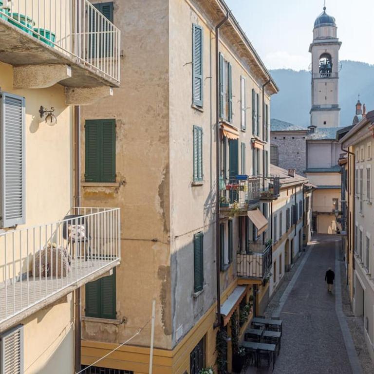 Apt in centro storico a due passi dal lago - Appartamento con 2 Camere da Letto - 22