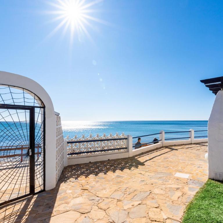 Calahonda Beach II First line apartment in Calahonda - Apartamento - Planta baja - 2