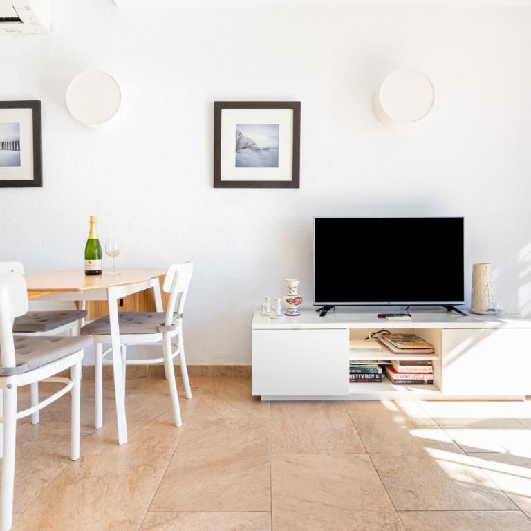 Calahonda Beach II First line apartment in Calahonda - Apartamento - Planta baja - 8