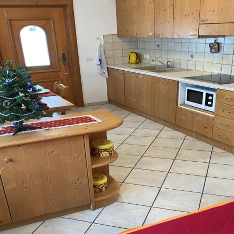 Ski Holidays Apartments - Appartamento con Vista Montagna - 16