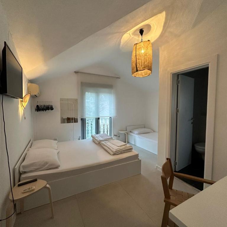 Villa Vele - Triple Room with Sea View - 4