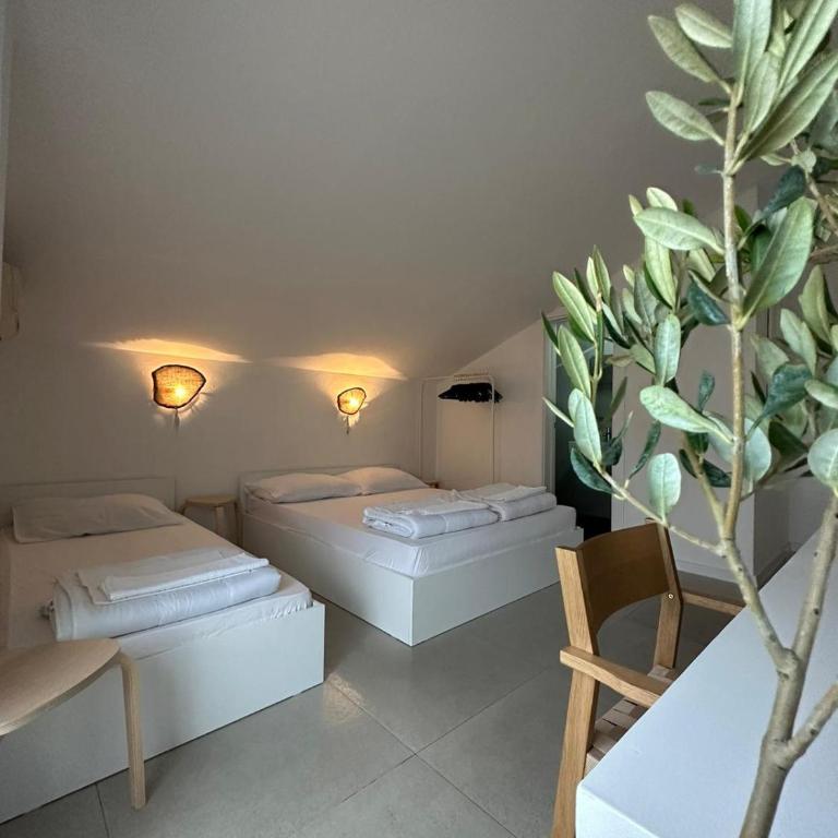 Villa Vele - Deluxe Triple Room with Sea View - 7