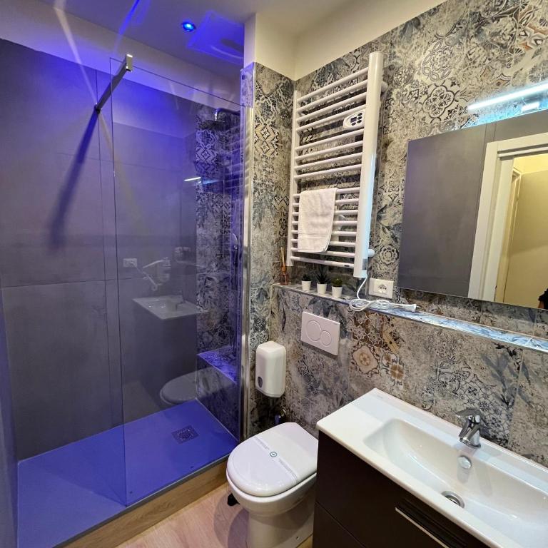 La Suite Deluxe Rooms & Apartments - Camera Tripla con Bagno Privato - 4
