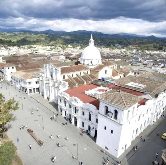 Acogedora casa muy cerca al centro histórico de Popayán - Casa de 5 dormitorios - 25