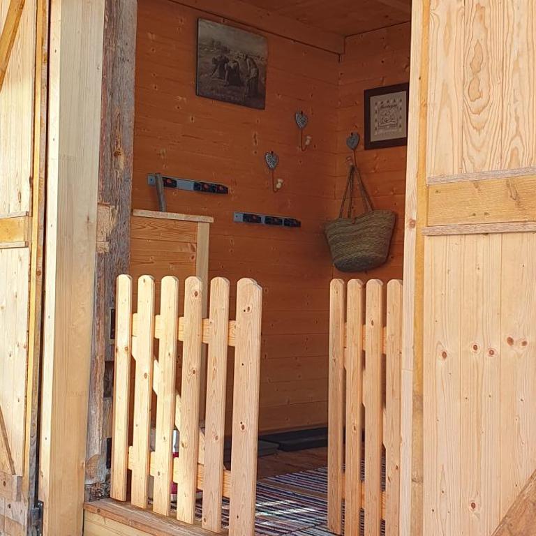 Ferme savoyarde rénovée 2 chambres - One-Bedroom Chalet - 30