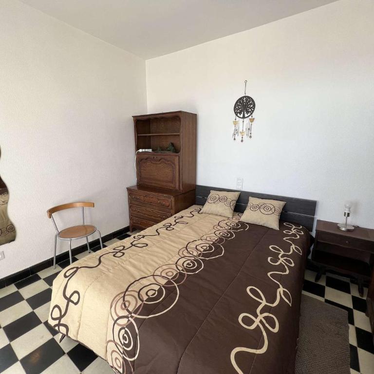 T4 1er ét. 3 ch, terrasse, 10m plage, parking - FR-1-701-59 - Apartment - 15