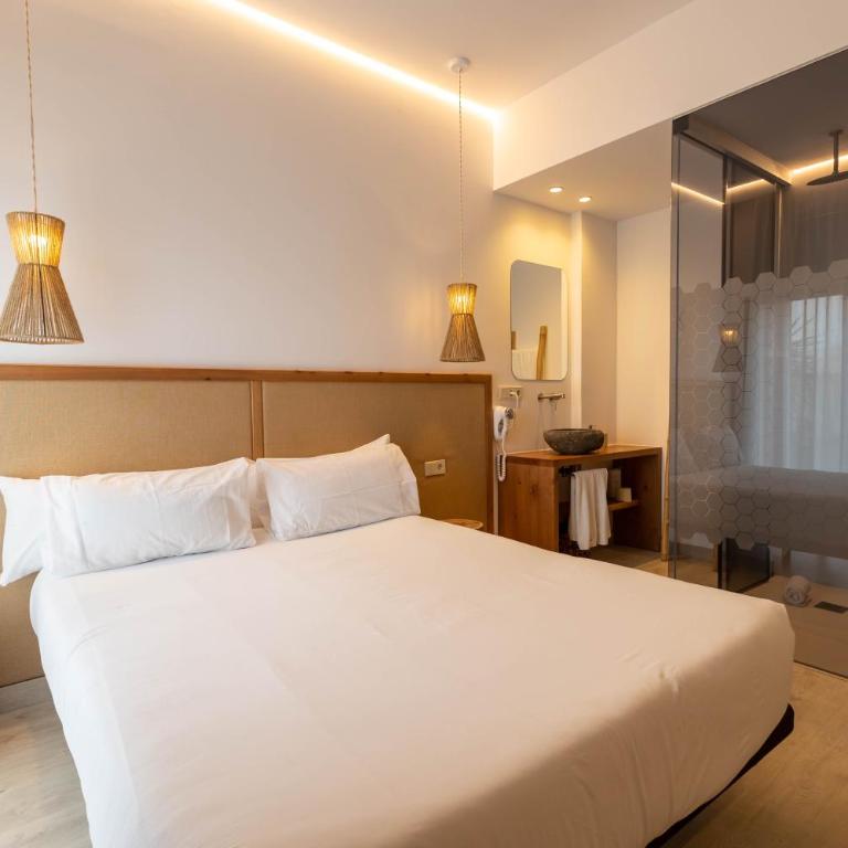 Play Hotel Ibiza - Adults Only - Habitación Premium con patio - 1