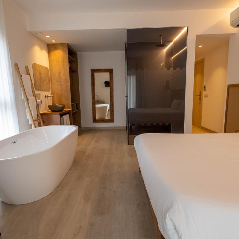 Play Hotel Ibiza - Adults Only - Suite Junior con vistas parciales al mar - 5