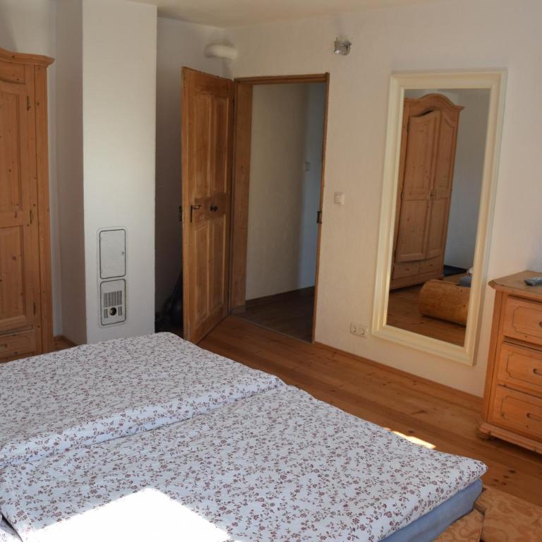 Ferienwohnung Bergkristall - Apartment mit 1 Schlafzimmer - 2