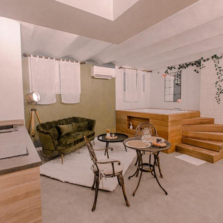 Suite romantique avec Jacuzzi - Hypercentre, Comédie - One-Bedroom Apartment - 11
