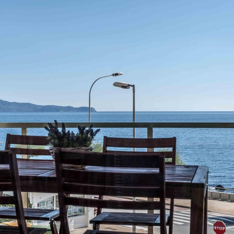 PRIMERISIMA LINEA DE MAR. HUTG 038644-53 - Apartamento de 2 dormitorios - 1