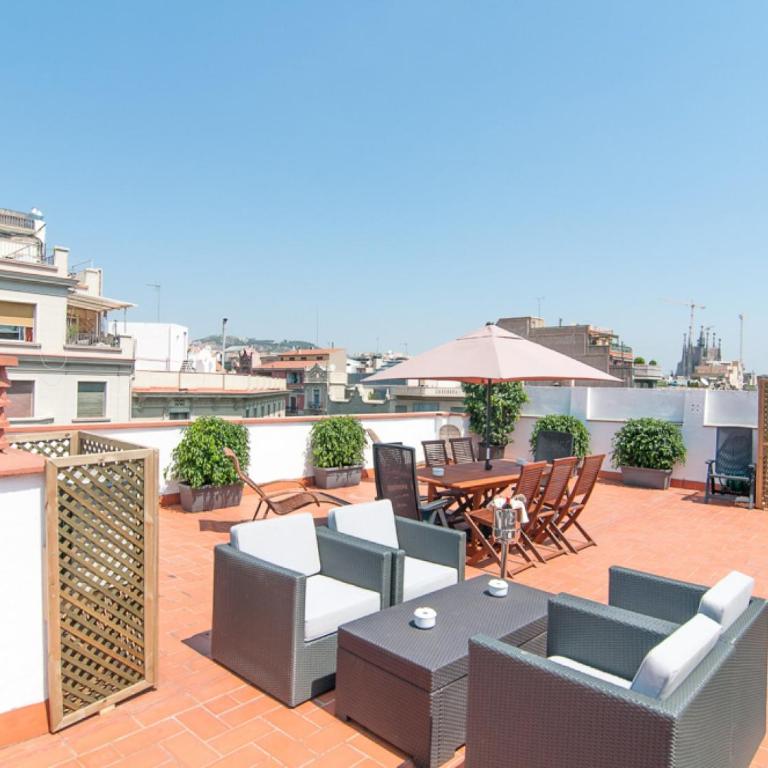 Picasso Suites - One-Bedroom Apartment - 13