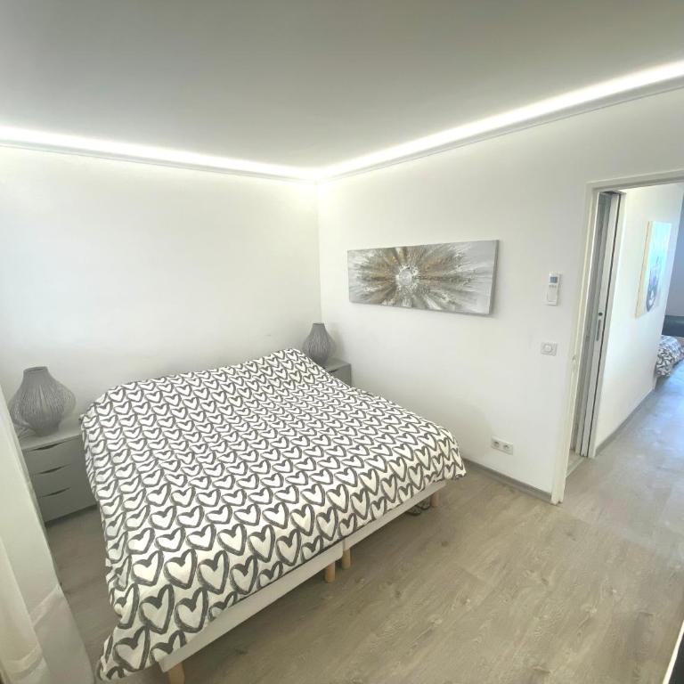 Magnifique appartement les pieds dans l’eau à Nice - Appartement 2 Chambres - 13