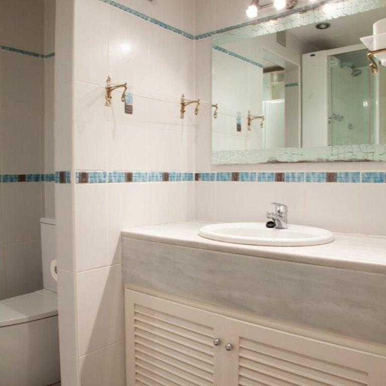 Kerstin Bruns - Apartamento la Illa with sea view - Apartamento de 2 dormitorios - 16
