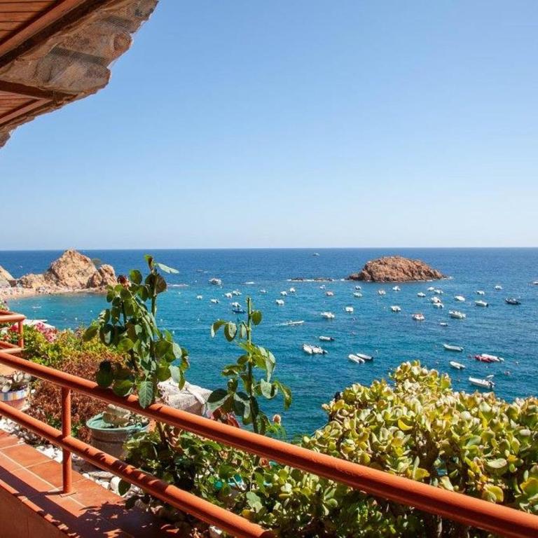 Kerstin Bruns - Apartamento la Illa with sea view - Apartamento de 2 dormitorios - 1