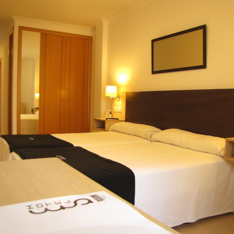 Hotel Room - Habitación Doble - 1 o 2 camas - 2