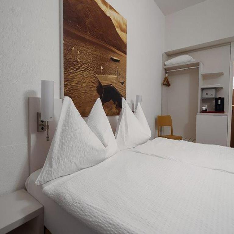 Acquarello Swiss Quality Hotel - Camera Economy Doppia con Letti Singoli - 3