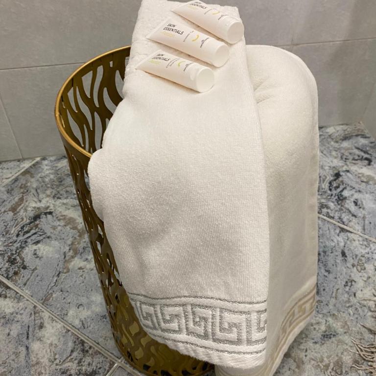 Suite Incentro Salerno - Camera Matrimoniale con Bagno Privato - 16