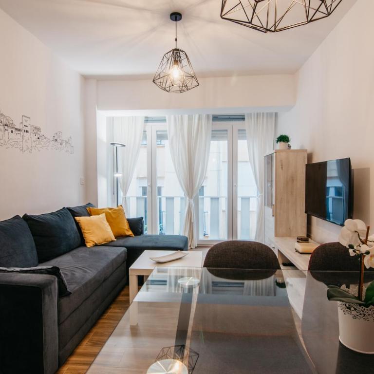 tuGuest Nardos Apartment - Two-Bedroom Apartment - 3