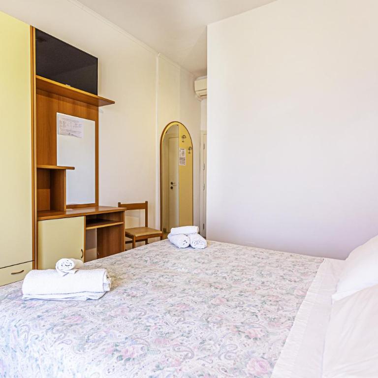 Hotel Continental - Camera Matrimoniale/Doppia con Letti Singoli con Vista Mare - 5
