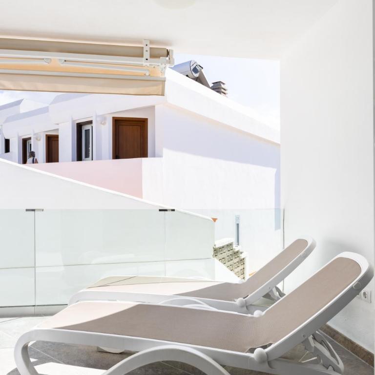 Coastal Hideaway - Casa - 36