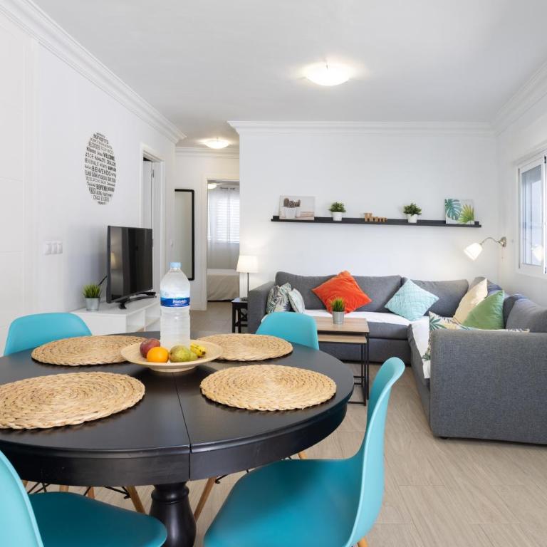 Coastal Hideaway - Casa - 12