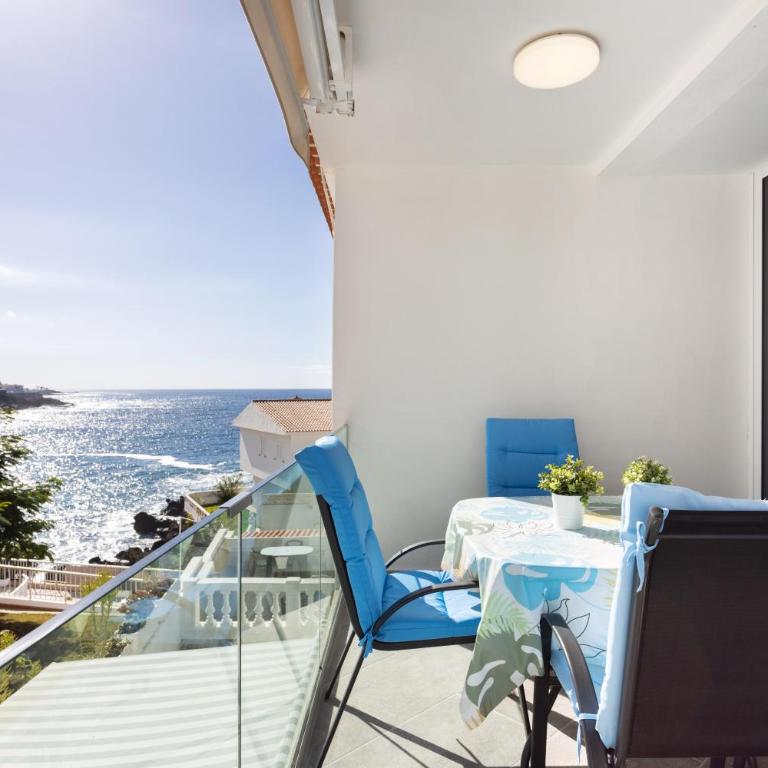 Coastal Hideaway - Casa - 1