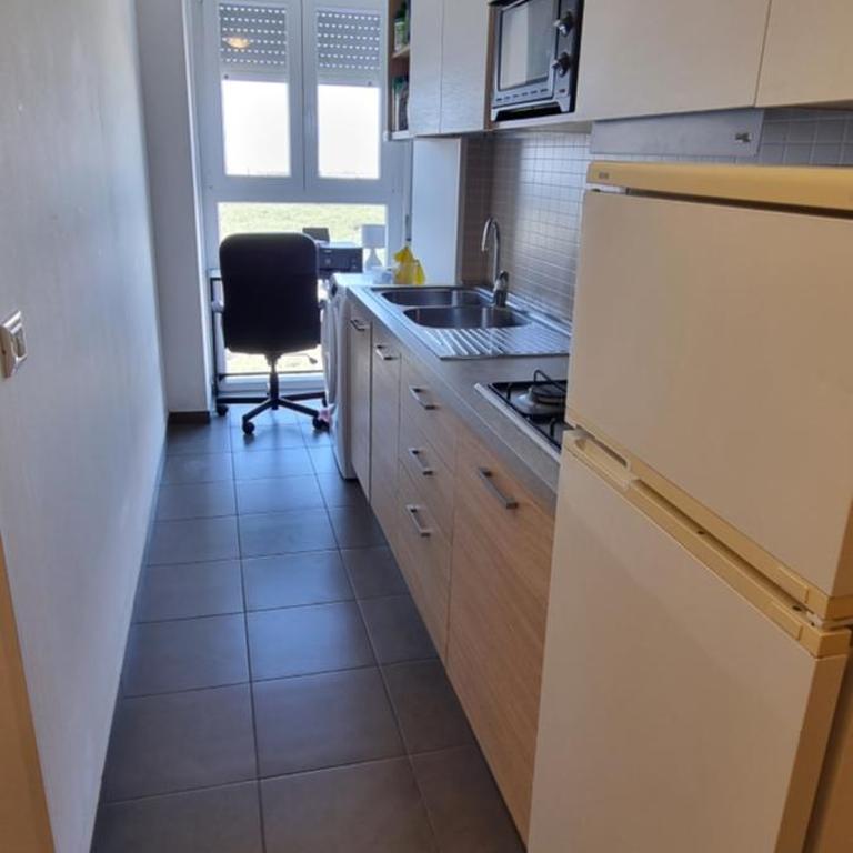 International Seaview Apartments - One-Bedroom Apartment - 4