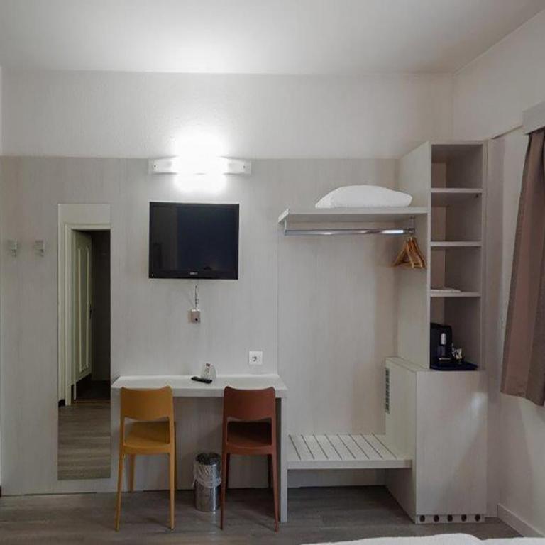 Acquarello Swiss Quality Hotel - Camera Comfort Doppia con Letti Singoli - 7