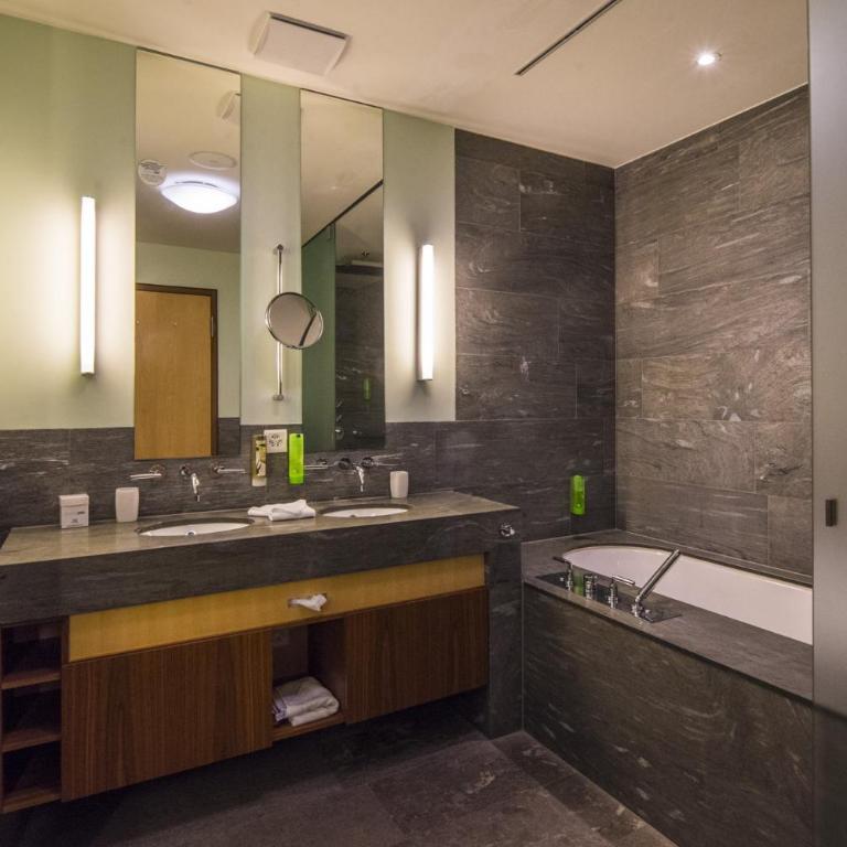 Waldhotel & SPA Davos - for body & soul - Suite - 8