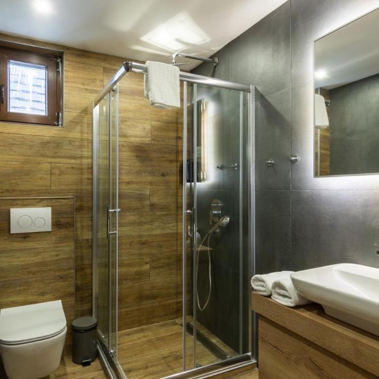 SREBRNA PLANINA Spa & Resort - King Suite with Balcony - 1