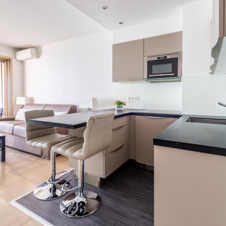 SEA FRONT - panoramic sea view studio with terrace - Studio - Vue sur Mer - 13