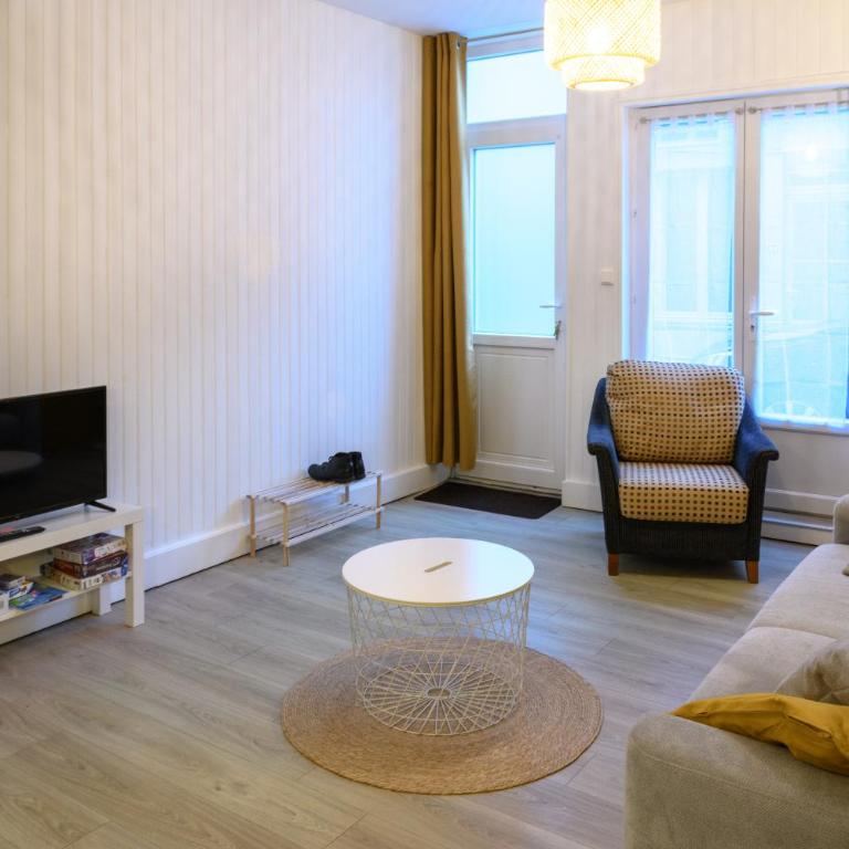 Gîte de Lisle - Two-Bedroom House - 5