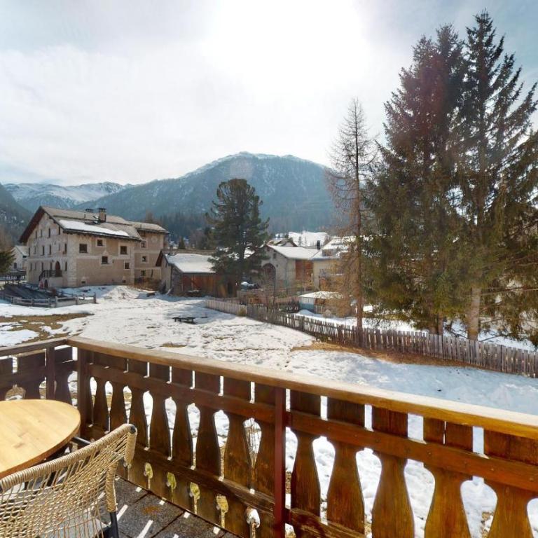 Abitaziun Curtins 1 6 - La Punt Chamues-ch - Apartment mit Blick auf die Berge - 24