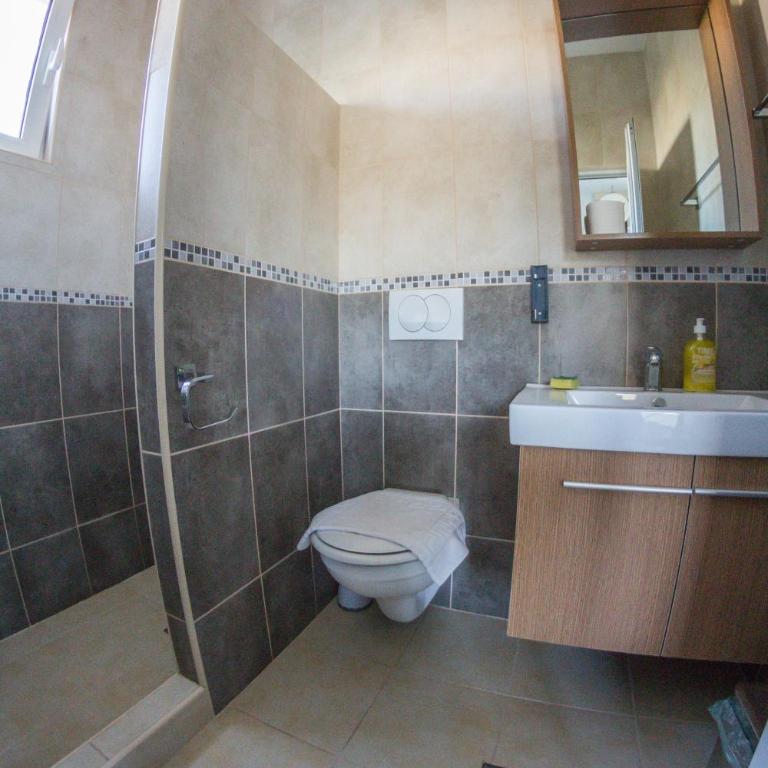 Apartments Atlantis - Studio with Balcony and Sea View (2 Adults) - 1