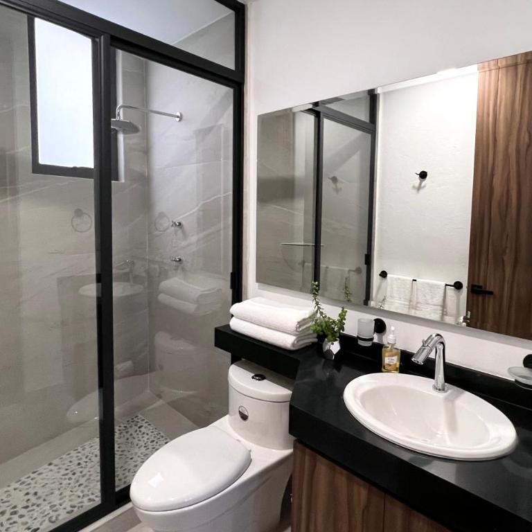 Departamento nuevo en el corazón de la Condesa - Three-Bedroom Apartment - 9