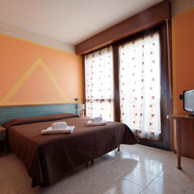 Hotel St. Antony - Camera Matrimoniale - 1