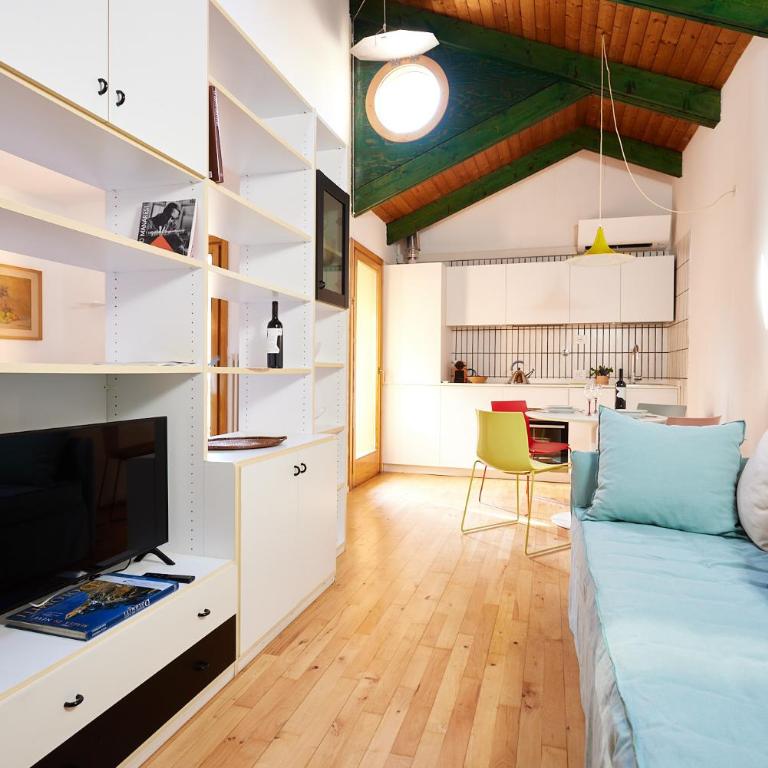 Italian design small attic - Appartamento con 1 Camera da Letto - 11
