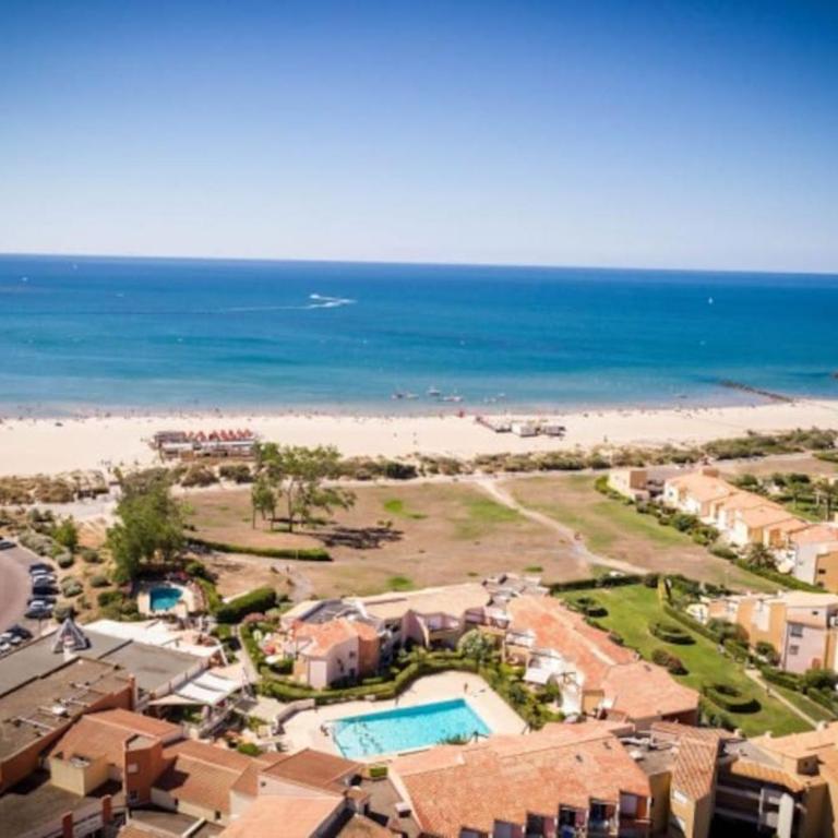 UN TOUT INCLUS DE CHARME EN FRONT DE MER - Appartement - 1