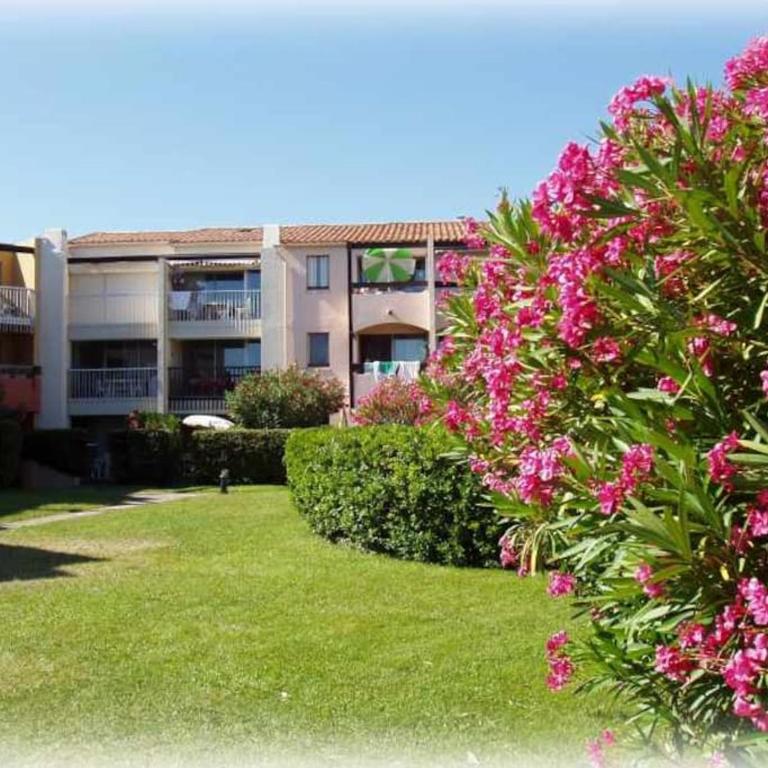 UN TOUT INCLUS DE CHARME EN FRONT DE MER - Appartement - 47