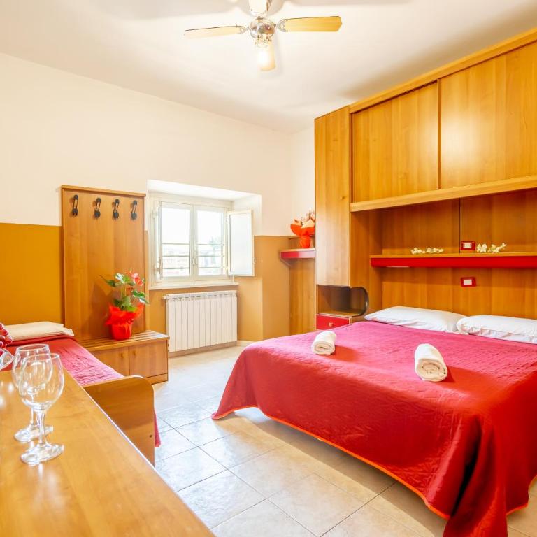 Booking Now Rome-Address Via Palestro,56- Breakfast included - Dreibettzimmer - 3