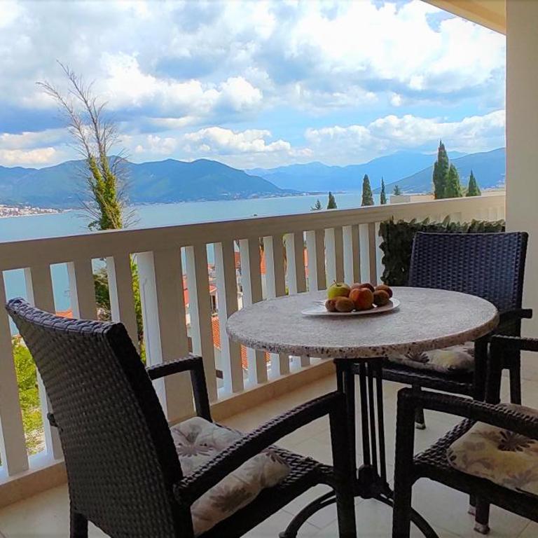 Villa Boka Sunrise Apartments - Apartment with Sea View - 22