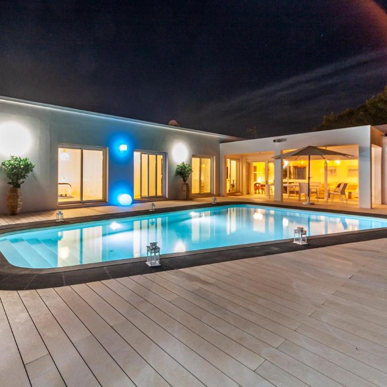 Luxury Casa El Marques - Villa - 2