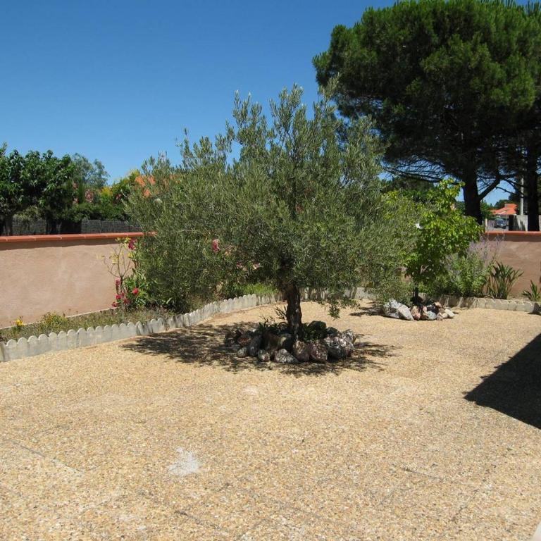 Villa 4 pièces, 10 couchages, jardin, terrasses, à 900m de la plage, Saint-Cyprien - FR-1-106-35 - Villa - 9