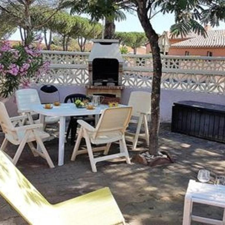 Villa T3 Mezzanine Climatisée, Terrasse & Parking, 900m de la Plage - Saint-Cyprien Plage - FR-1-106-42 - Villa - 4